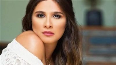 ايه ده 😮❤️حمل الفنانة ياسمين عبد العزيز يثير ضجة.. ياترى ايه حقيقة الموضوع ده؟ ورد العوضي بخصوص حملها مفاجأة..  