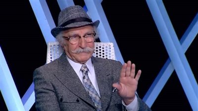 حسام تحسين بيك بعد فشل الكندوش يصف نفسه بالمظلوم فنيا.. والأعمال الشامية شوهت التاريخ!