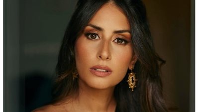 كانت تتجنب الغناء أمام والديها بالبدايات وتزوجت من الموسيقار اللبناني ابراهيم معلوف.. وقفة مع الفنانة هبة الطوجي وأهم التفاصيل عنها  تنحدر الفنانة هبة الطوجي من الأشرفية في العاصمة اللبنانية بيروت