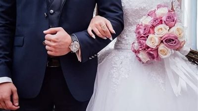 حدث  بدمشق   الغاء عرس في دمشق  من قبل العريس بعد وضع الدجي اغنية وكانت بناءا على طلب العروس 