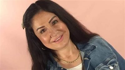 ممثلة سورية تتحدث عن خطأ طبي شوّه وجهها لدرجة لم تعرف نفسها! (فيديو)  تعرضت الممثلة السورية، وفاء سالم، لتشوه وجهها نتيجة خطأ طبيب تجميل أجرى لها عملية جراحية حسبما أعلنت على وسائل الإعلام.