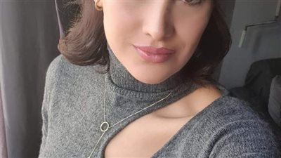 علا باشا تعترف بضعفها أمام مواقع التواصل وشخصية غير اجتماعية وهذا رأيها بعمليات التجميل