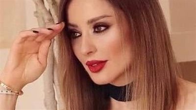 الناس اتخضت من شكلها😯😯.. وفاء الكيلاني صدمت الكل دلوقتي في حفل ‏Joy awards.. إيه اللي جرالها❗🫢..  