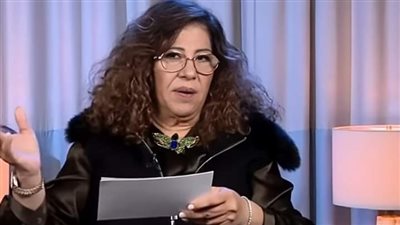 بعد توقعها طلاق ياسمين عبد العزيز ليلى_عبد_اللطيف تتوقع رحيل فنان كبير لن تتخيل من يكون !! ما قالته فــاجئ الجميع 