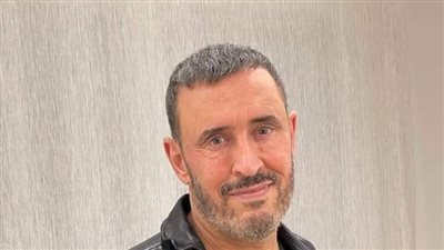 زوجة كاظم الساهر الجديدة تونسية أصغر منه بـ33 عامًا! تفاجئ الجميع في أول ظهور .. جمال يفوق الخيال