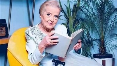 مين منا مابيتذكر المبدعة انطوانيت نجيب يلي حصلت على لقب أجمل وجه في السينما العربية..