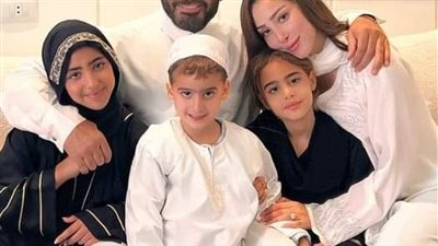 هجوم كبير من الجمهور على تامر حسني