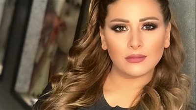 إمارات رزق تسبب زوجها في دخولها عالم الفن وغيرتها الشديدة سبب طلاقها ..