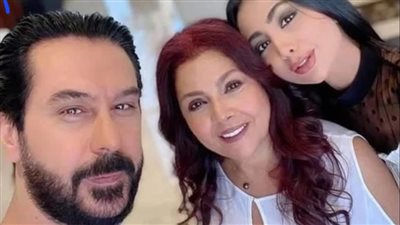 زوجة ميلاد يوسف بطل مسلسل باب الحارة الحقيقية ټخطف الأنظار بجمالها النادر والسـاحر !!