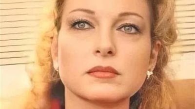 ملكة جمال في شبابها ولم تتزوج الى حد الآن الفنانة نادين الخوري 