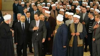 بينما كان هؤلاء المشايخ المزيفون يمجدون القاټل كانت قيصر يفضح چرائمه