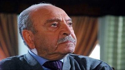 الممثل القدير الراحل #عمر_حجو 💙.. أهم 10 معلومات عن الفنان الذي أسس أول فرقة مسرحية في سورية